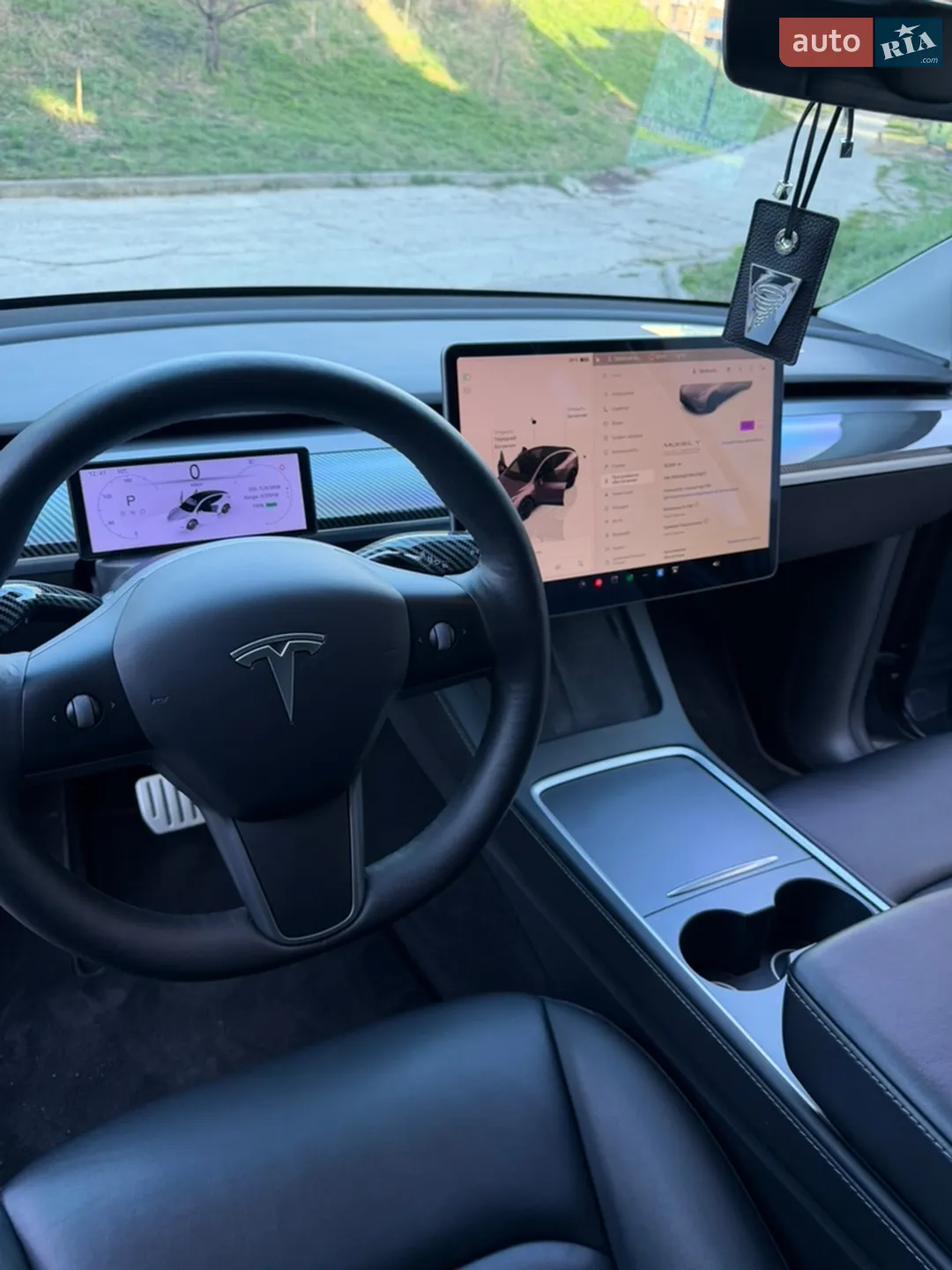 2022 Tesla Model Y - мініатюра 9