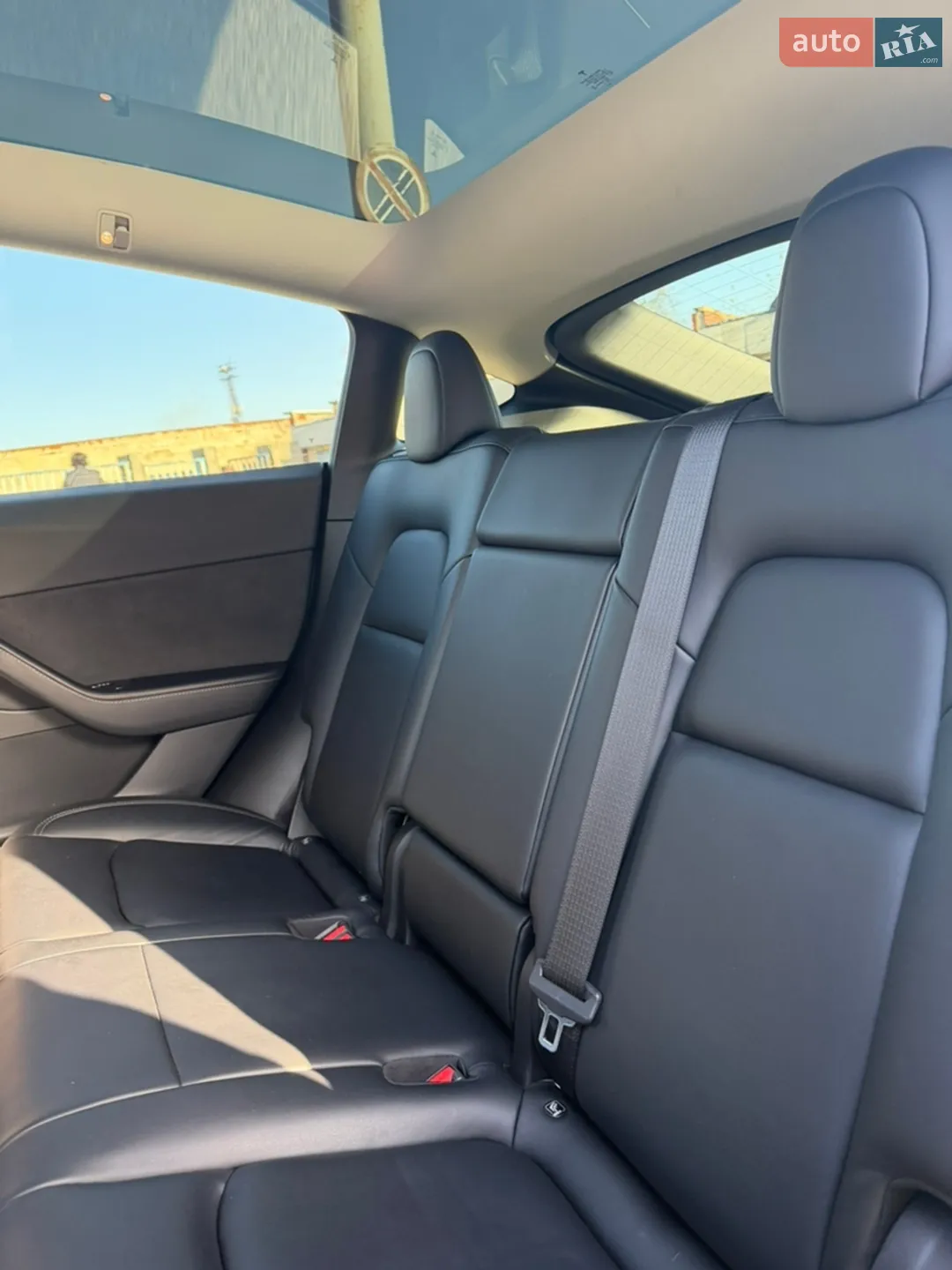 2022 Tesla Model Y - мініатюра 14
