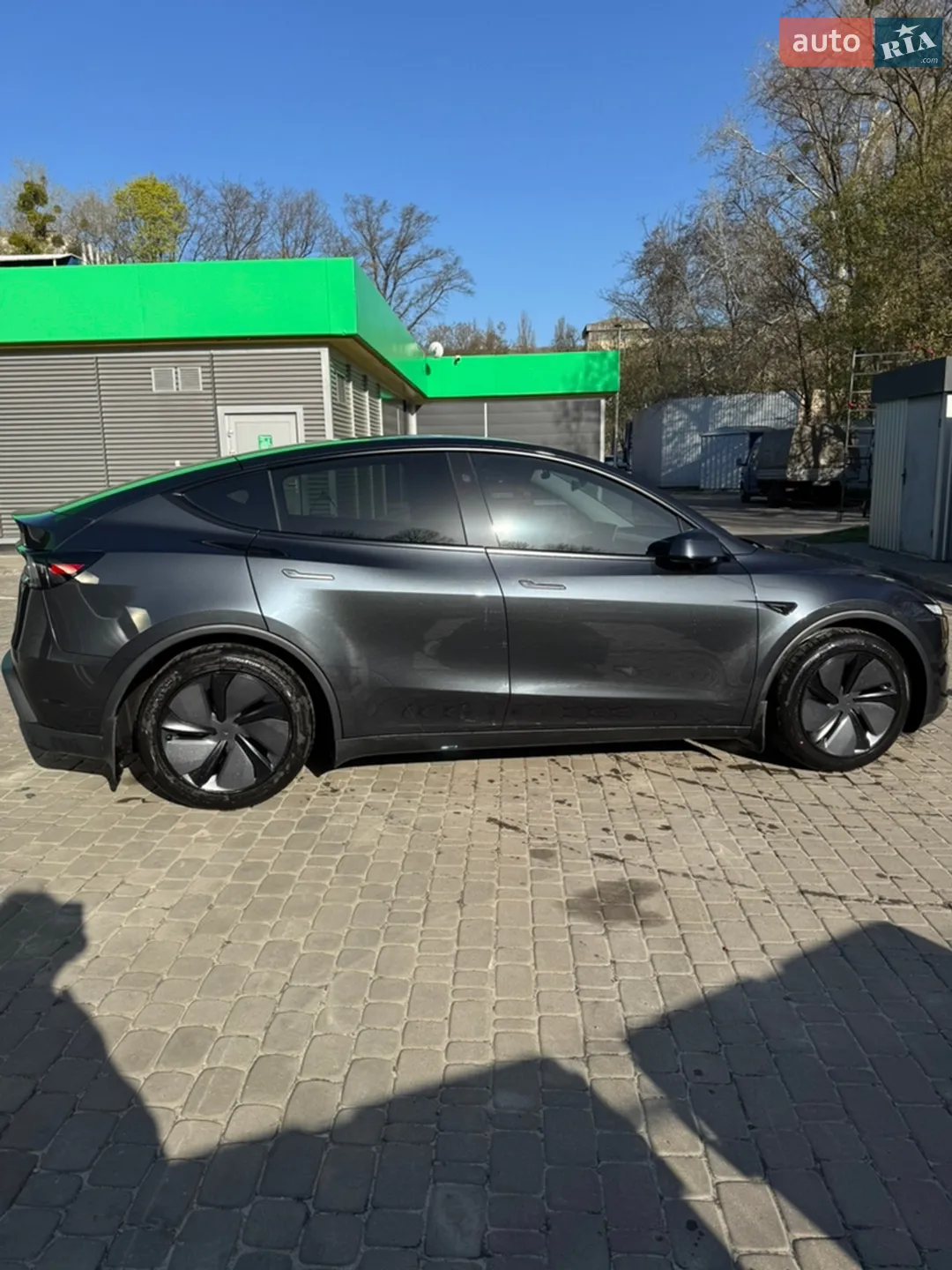 2025 Tesla Model Y - мініатюра 5