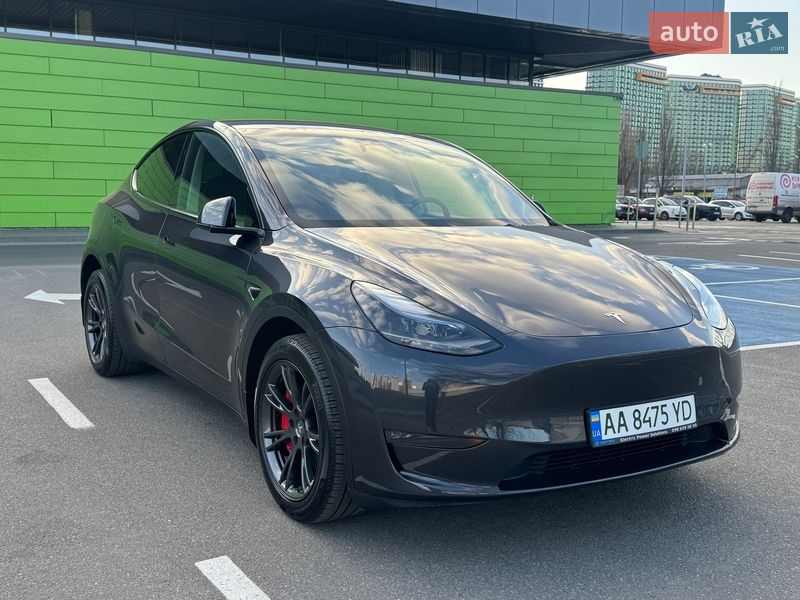 Tesla Model Y 2024 Tesla Model Y 2024