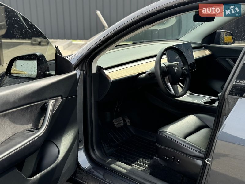 Позашляховик / Кросовер Tesla Model Y 2022 в Луцьку фото 10 Позашляховик / Кросовер Tesla Model Y 2022 в Луцьку