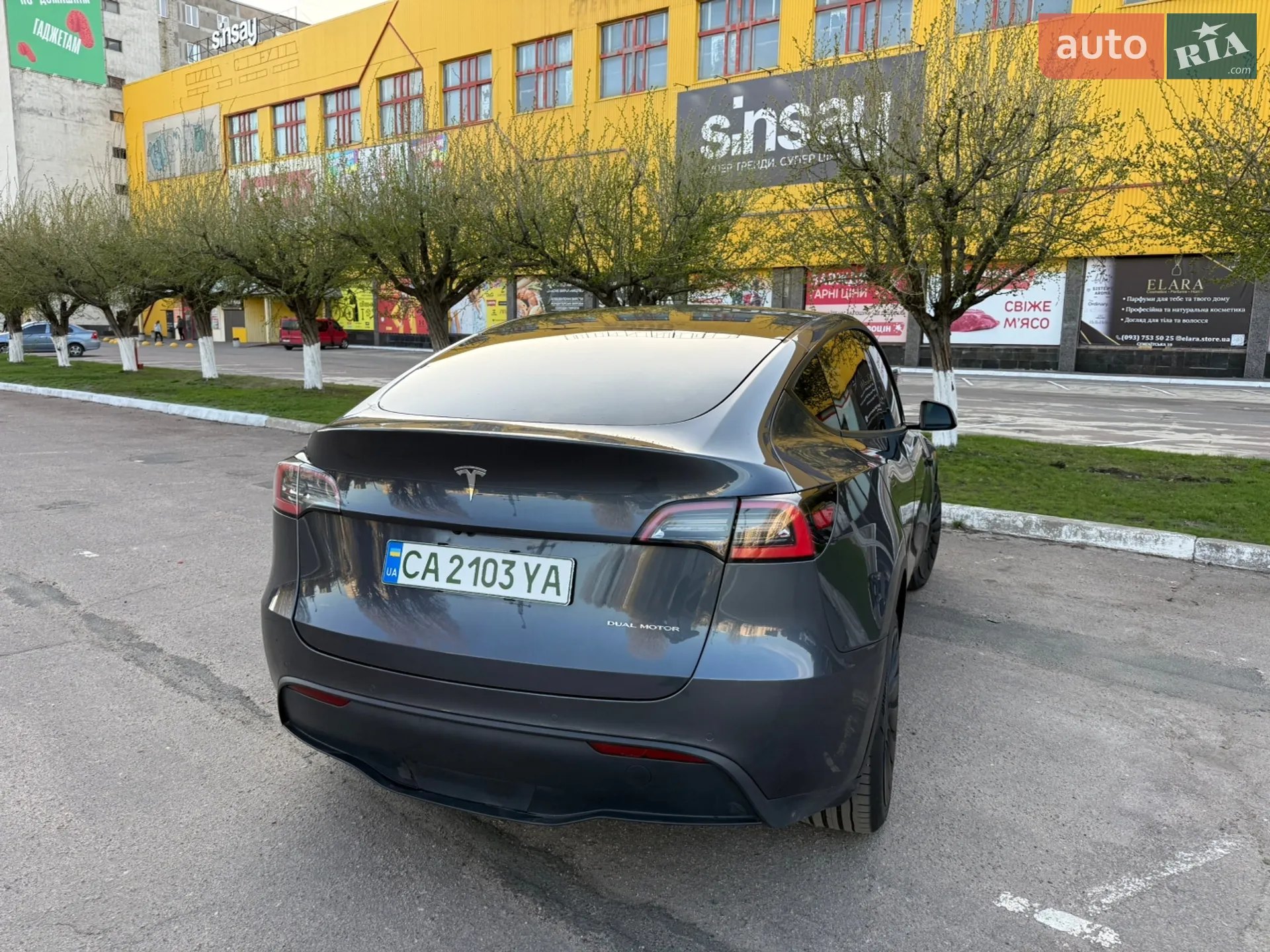 2021 Tesla Model Y - мініатюра 4