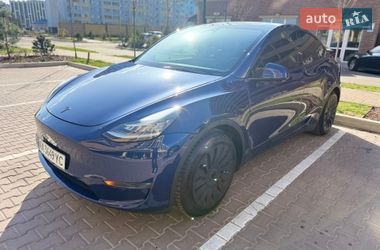 Позашляховик / Кросовер Tesla Model Y 2022 в Києві