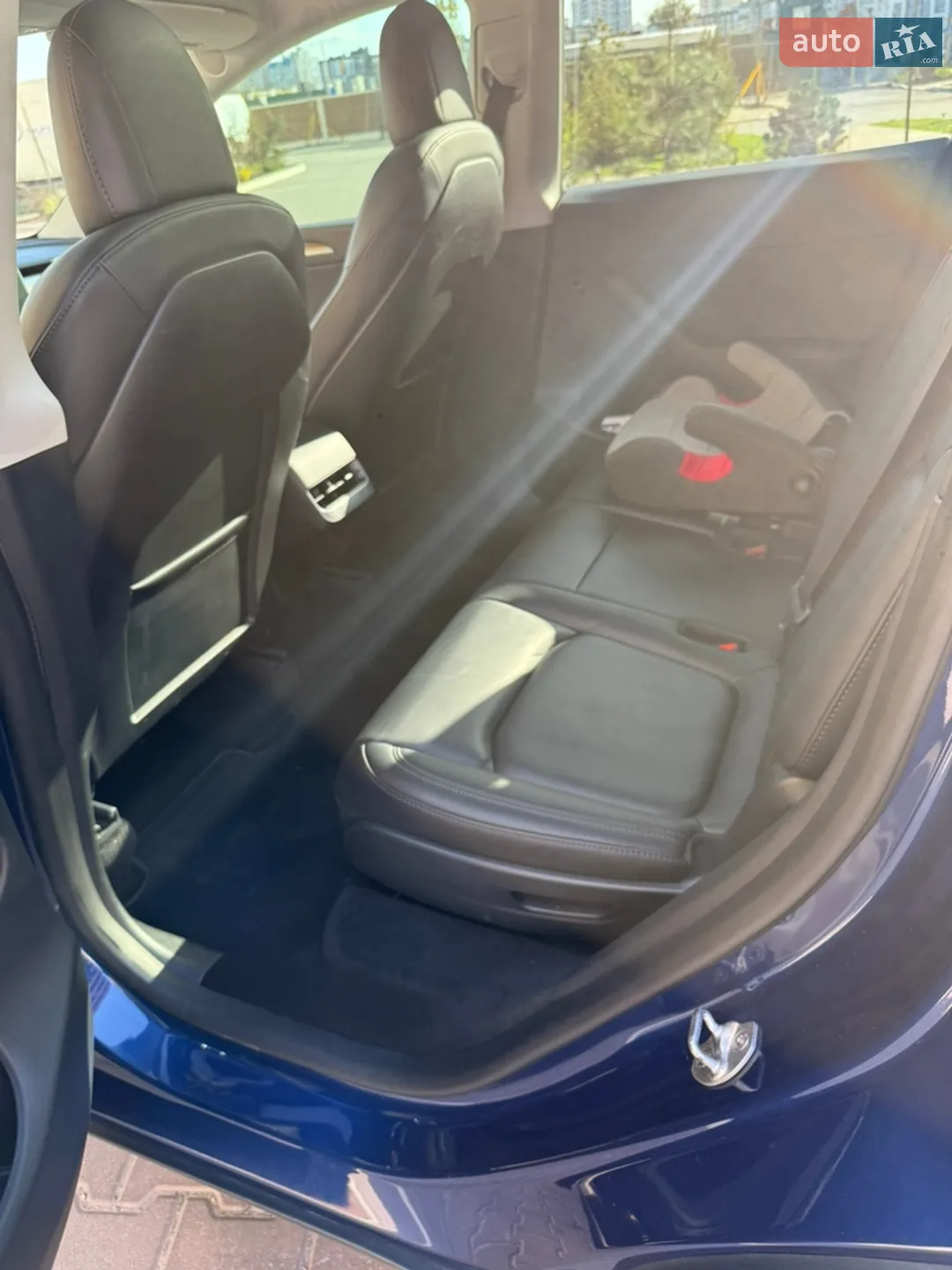 2022 Tesla Model Y - мініатюра 16