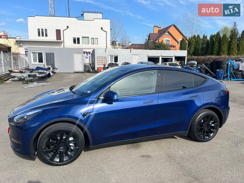 Tesla Model Y 2022