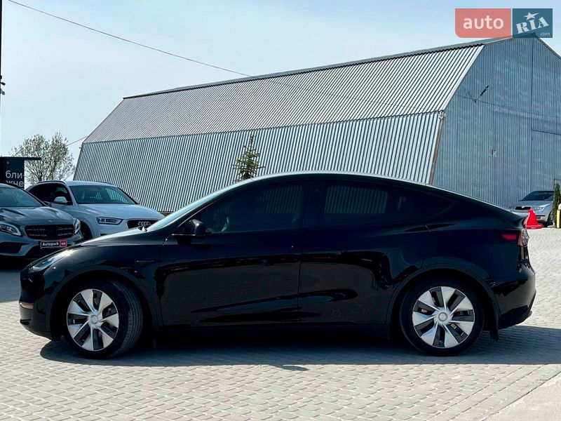 Внедорожник / Кроссовер Tesla Model Y 2021 в Львове