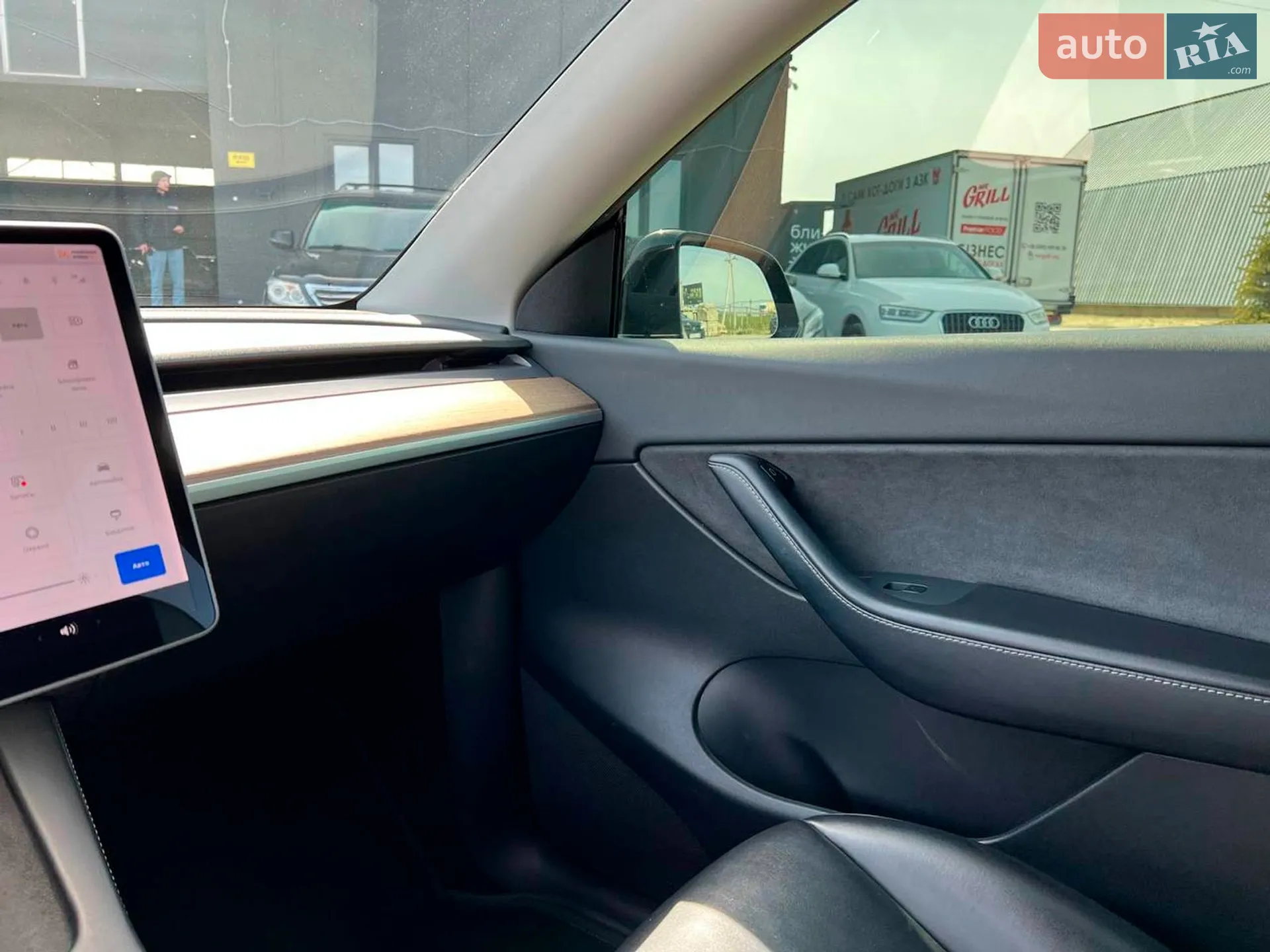 2021 Tesla Model Y - мініатюра 29