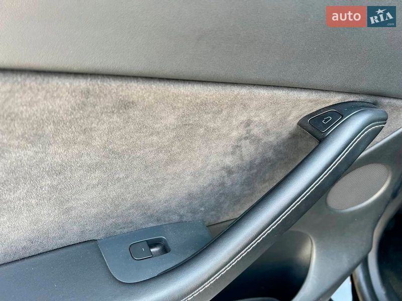 Внедорожник / Кроссовер Tesla Model Y 2021 в Львове