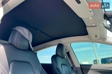 Внедорожник / Кроссовер Tesla Model Y 2021 в Львове