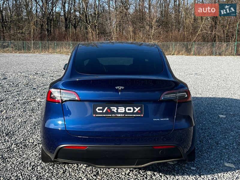 Внедорожник / Кроссовер Tesla Model Y 2023 в Львове