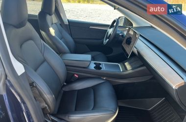 Внедорожник / Кроссовер Tesla Model Y 2023 в Львове