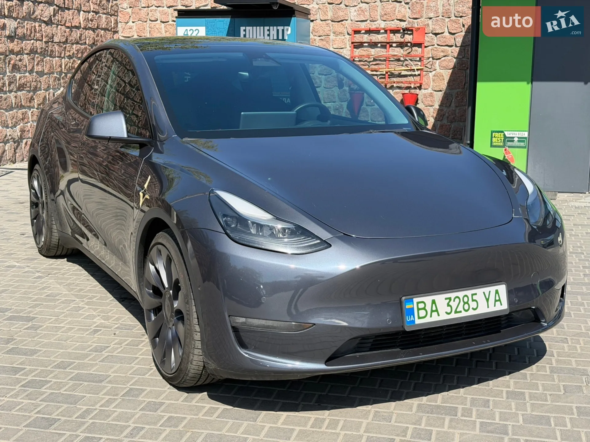 2022 Tesla Model Y - мініатюра 2