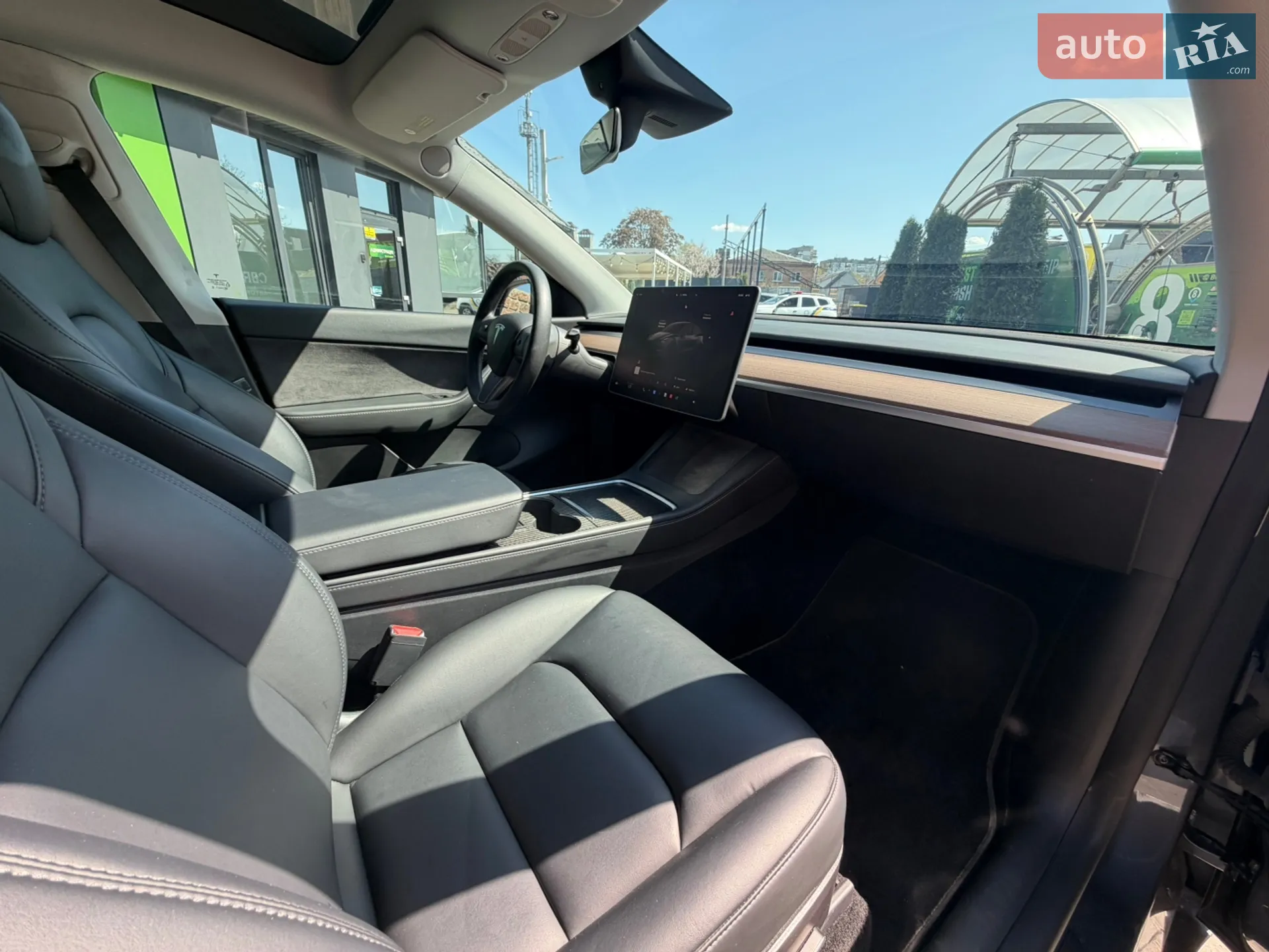 2022 Tesla Model Y - мініатюра 18