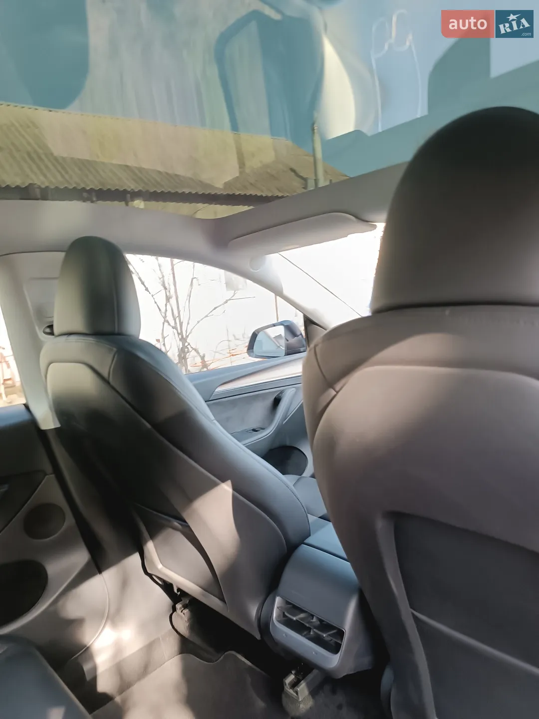 2025 Tesla Model Y - мініатюра 20