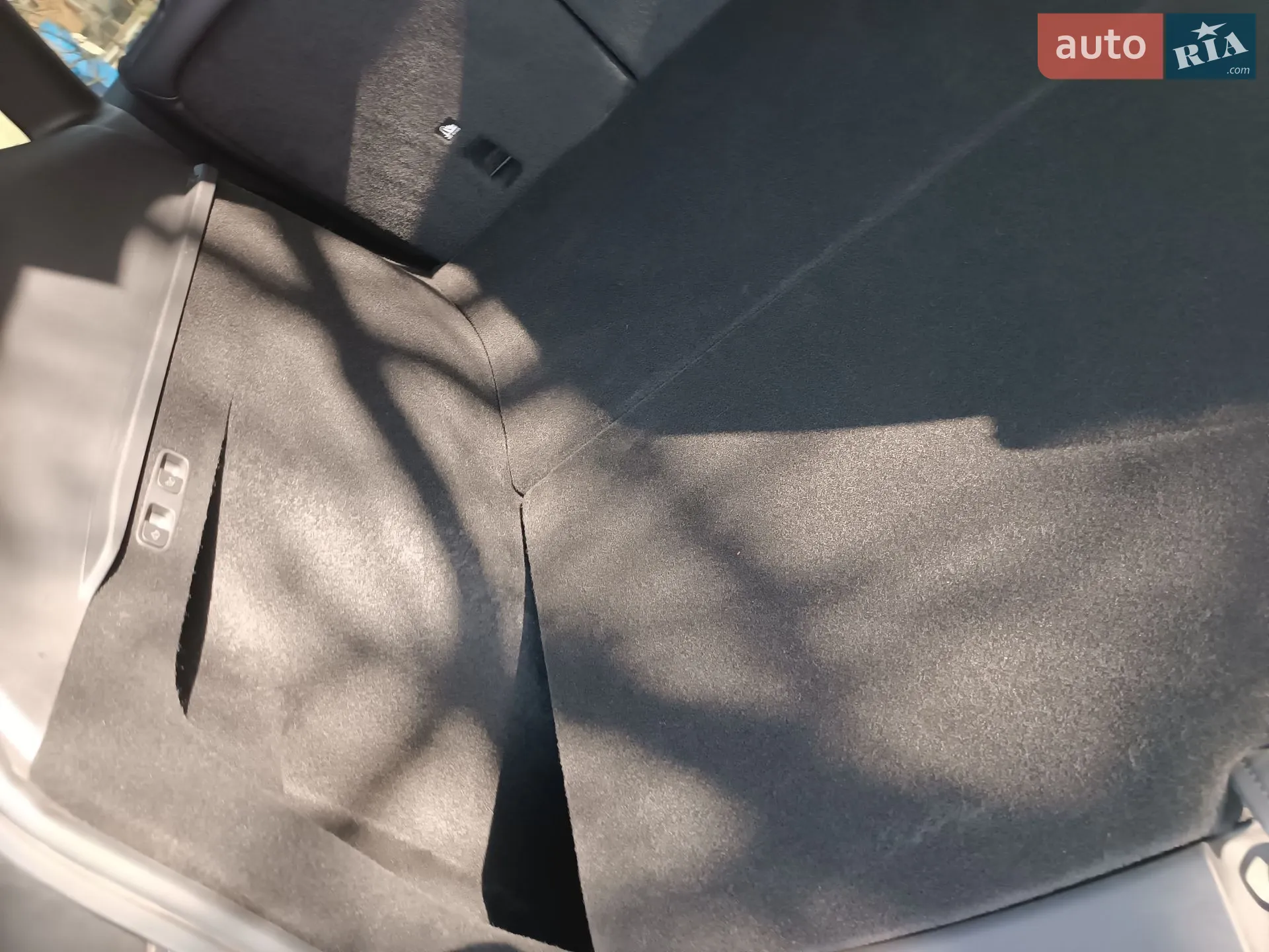 2025 Tesla Model Y - мініатюра 29