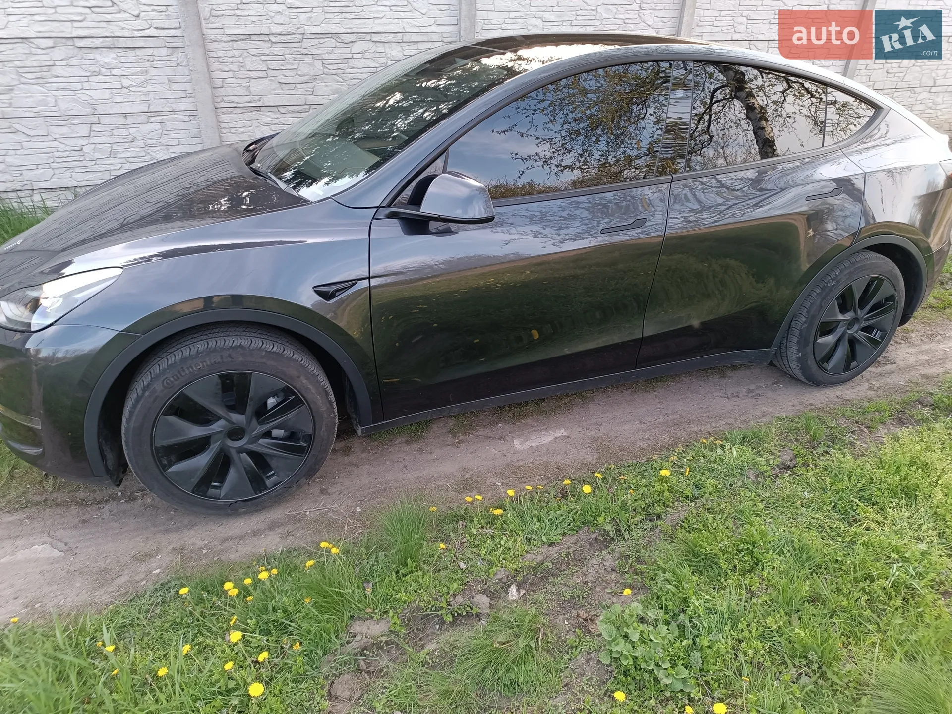 2025 Tesla Model Y - мініатюра 38