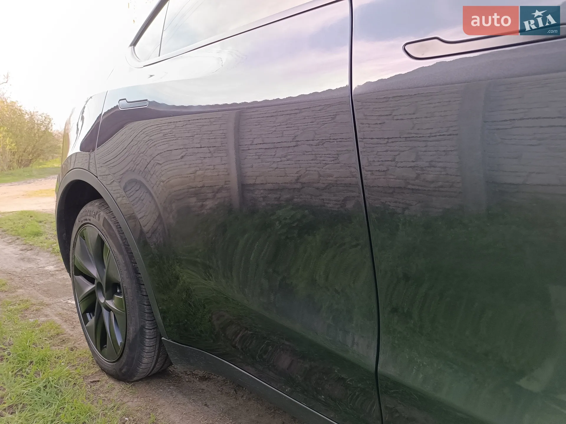 2025 Tesla Model Y - мініатюра 79