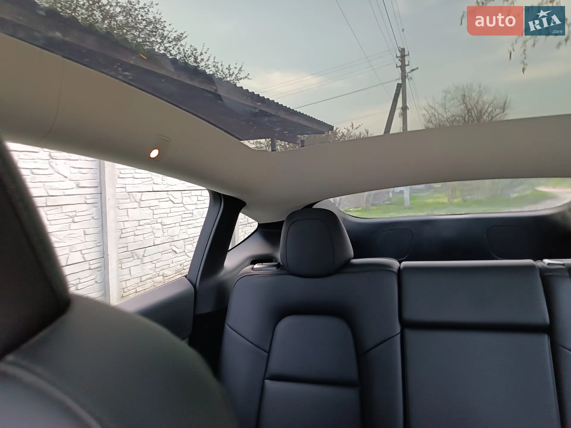 2025 Tesla Model Y - мініатюра 97