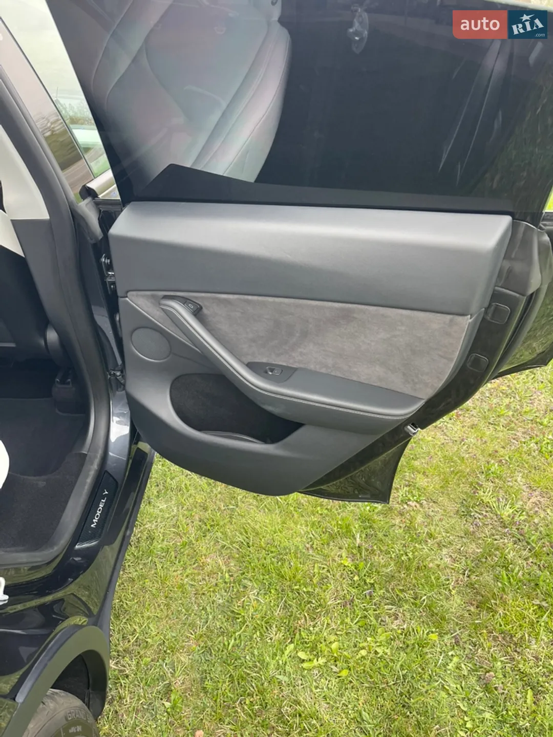 2024 Tesla Model Y - мініатюра 13
