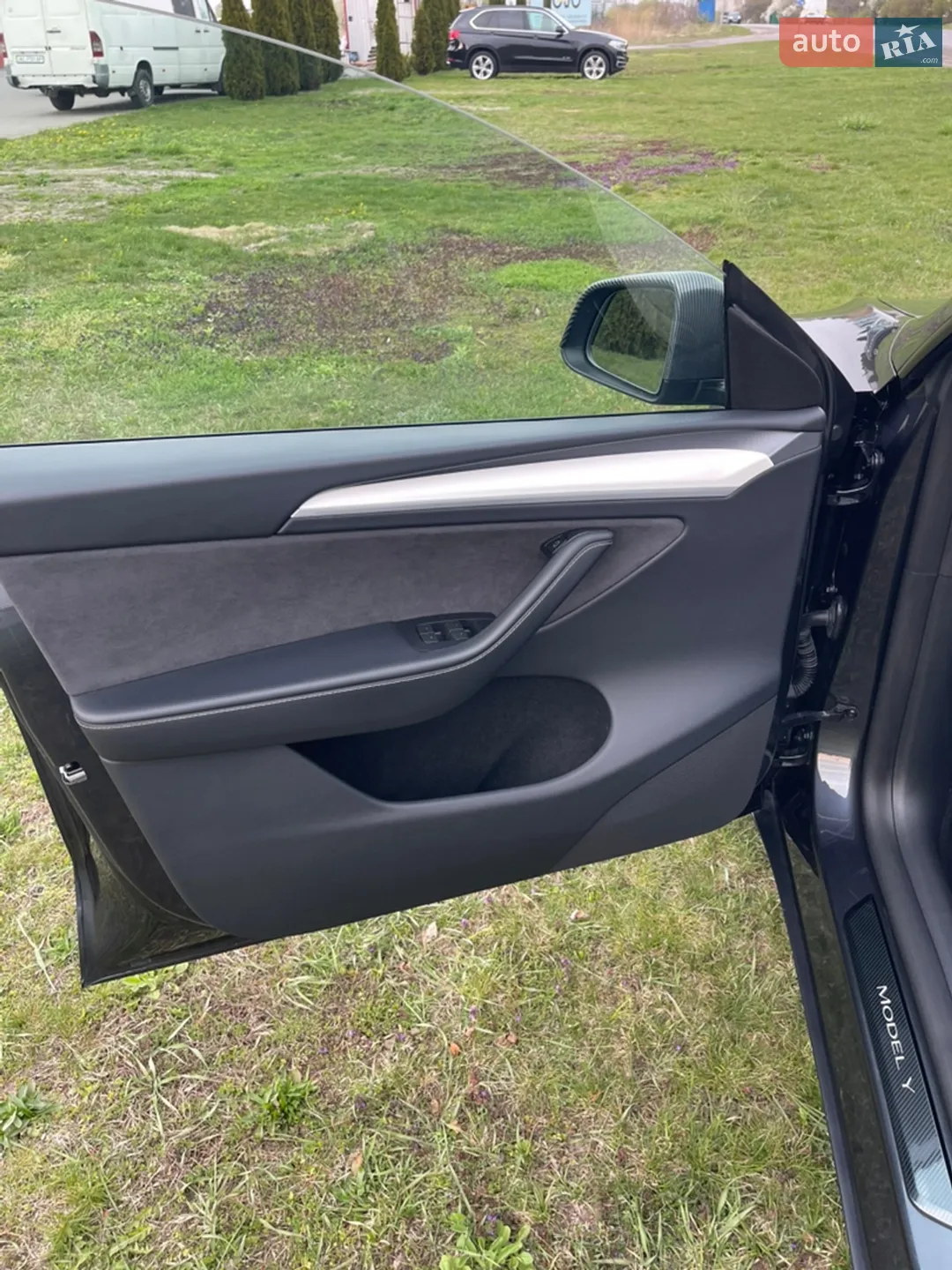 2024 Tesla Model Y - мініатюра 19