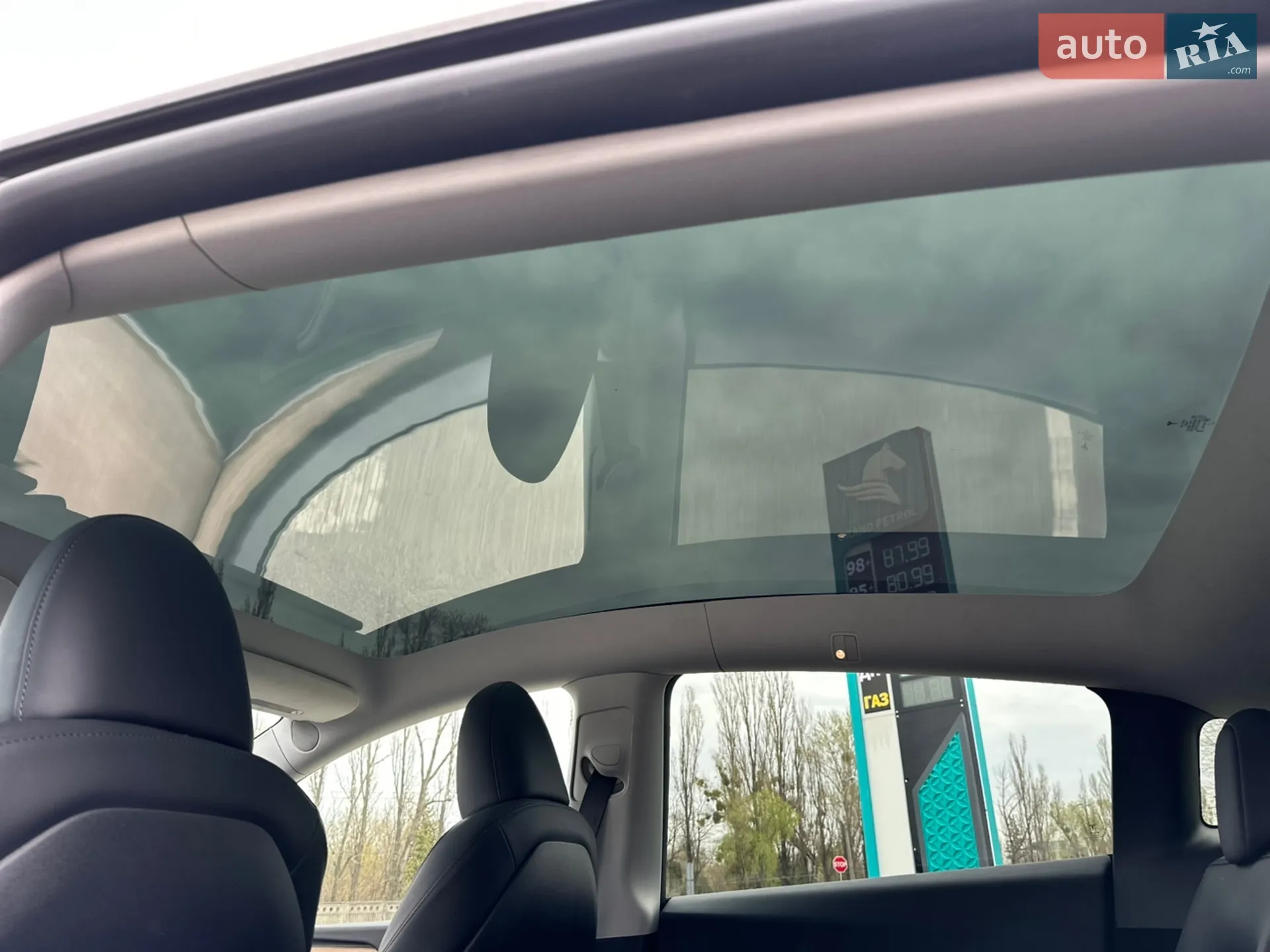 2024 Tesla Model Y - мініатюра 21