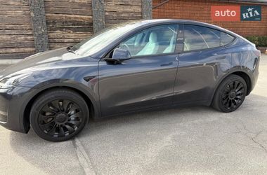 Внедорожник / Кроссовер Tesla Model Y 2024 в Киеве