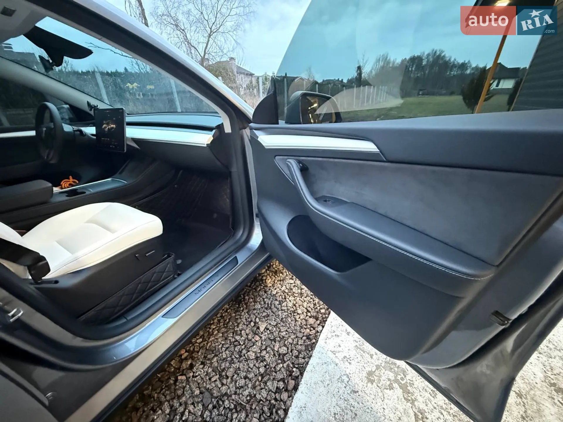 2024 Tesla Model Y - мініатюра 44