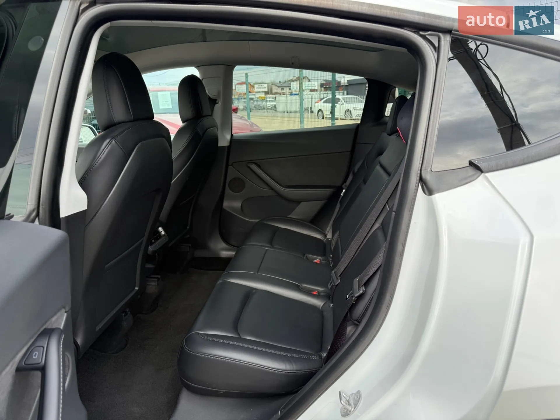 2021 Tesla Model Y - мініатюра 17