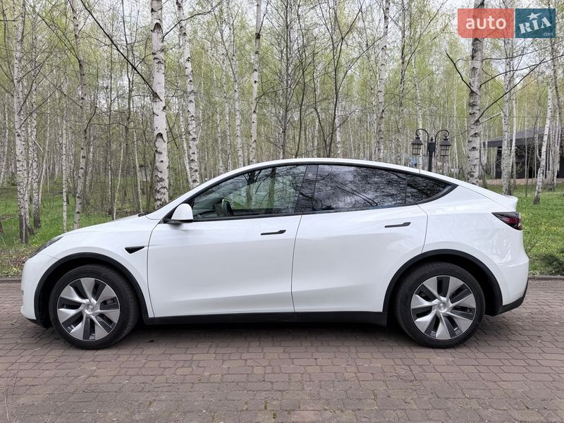 Внедорожник / Кроссовер Tesla Model Y 2022 в Харькове