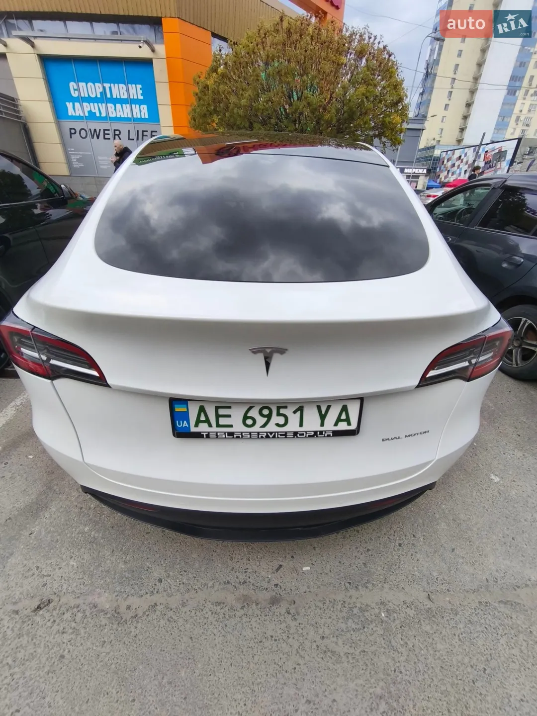 2020 Tesla Model Y - мініатюра 18