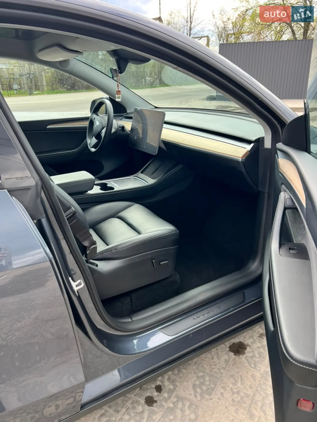 2023 Tesla Model Y - мініатюра 29