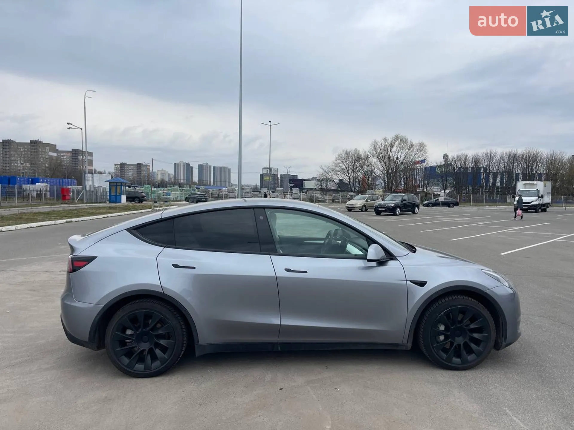 2024 Tesla Model Y - мініатюра 6