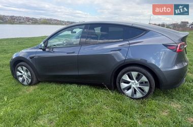 Внедорожник / Кроссовер Tesla Model Y 2023 в Киеве