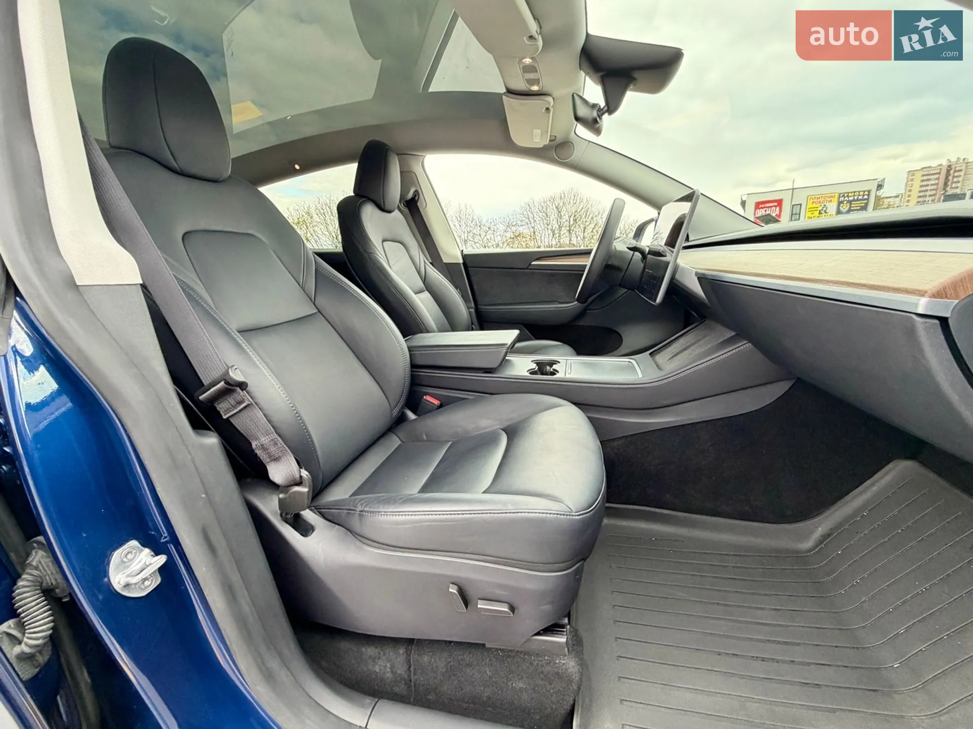 2025 Tesla Model Y - мініатюра 44