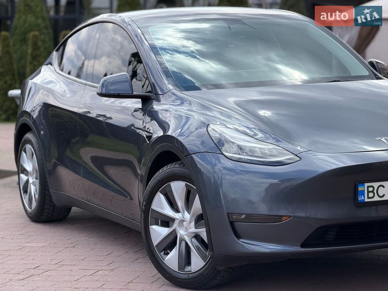 Внедорожник / Кроссовер Tesla Model Y 2022 в Стрые