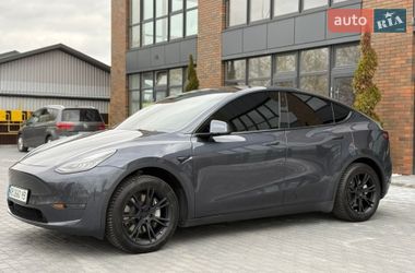 Позашляховик / Кросовер Tesla Model Y 2021 в Вінниці