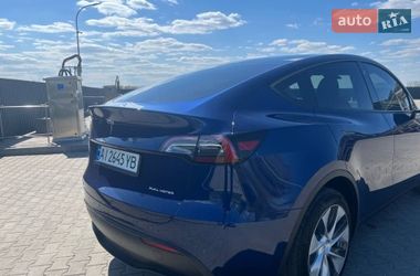 Внедорожник / Кроссовер Tesla Model Y 2023 в Киеве