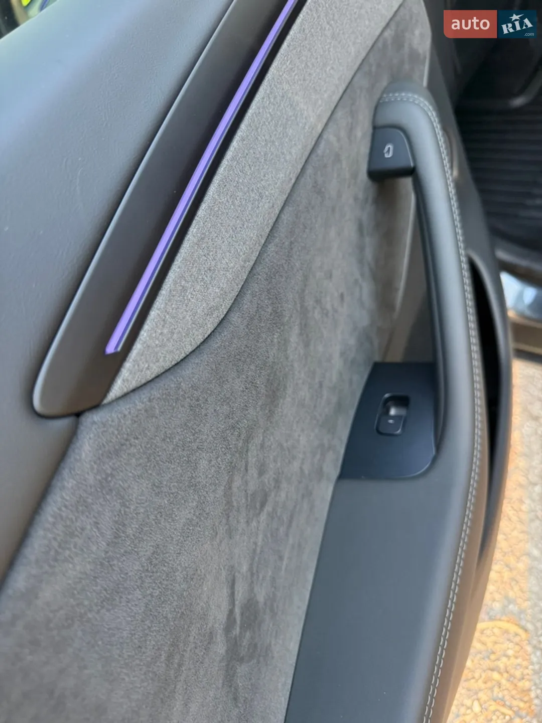 2025 Tesla Model Y - мініатюра 25
