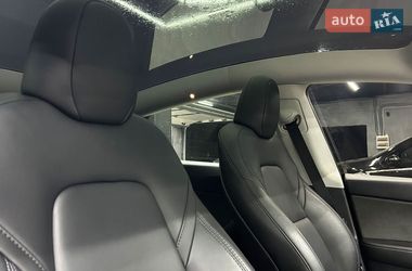 Внедорожник / Кроссовер Tesla Model Y 2023 в Черновцах