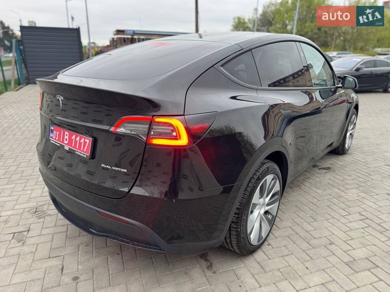 Внедорожник / Кроссовер Tesla Model Y 2023 в Луцке