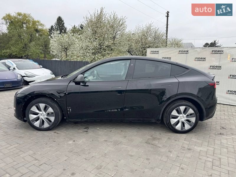 Внедорожник / Кроссовер Tesla Model Y 2023 в Луцке