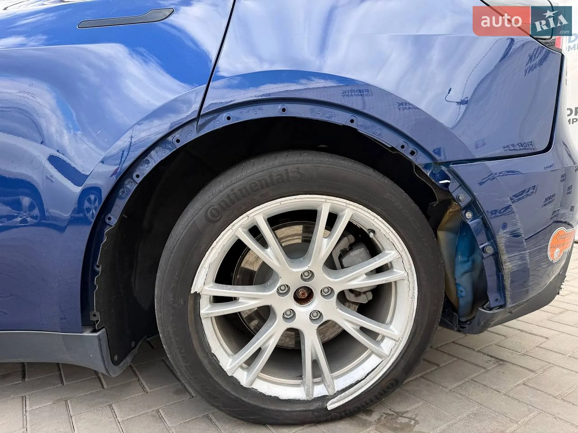 2020 Tesla Model Y - мініатюра 9