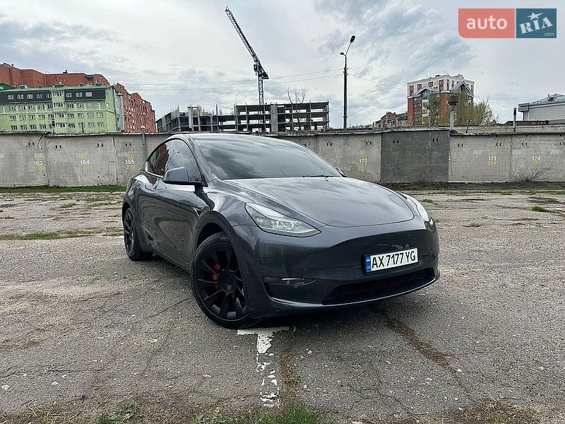 Tesla Model Y 2022