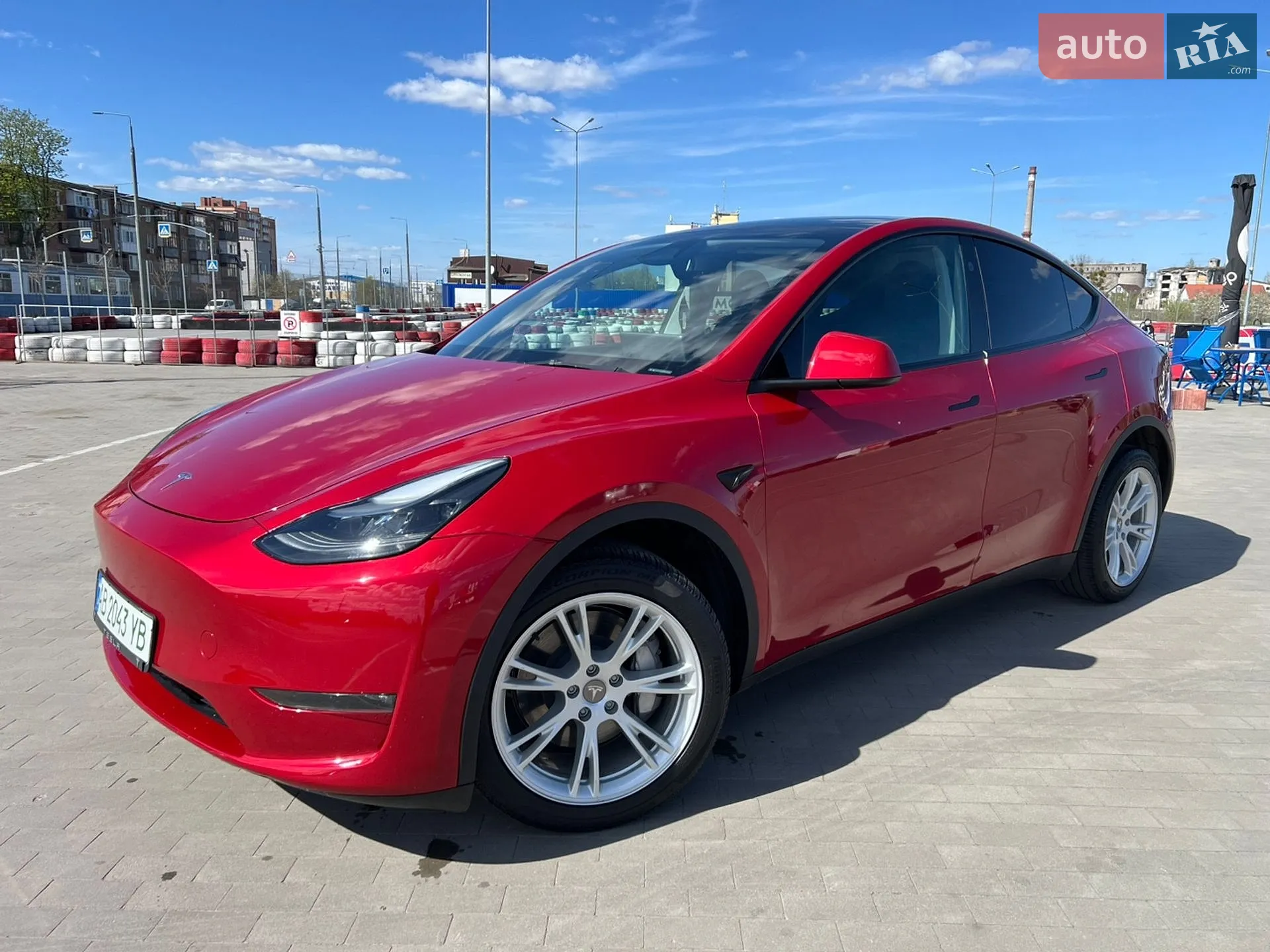 2023 Tesla Model Y - мініатюра 3