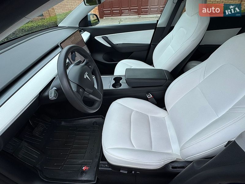 Внедорожник / Кроссовер Tesla Model Y 2021 в Харькове