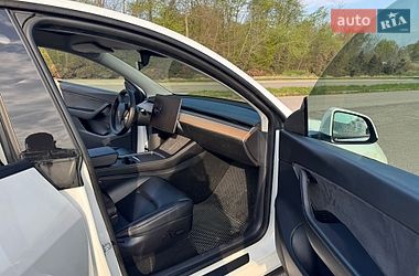 Внедорожник / Кроссовер Tesla Model Y 2020 в Львове