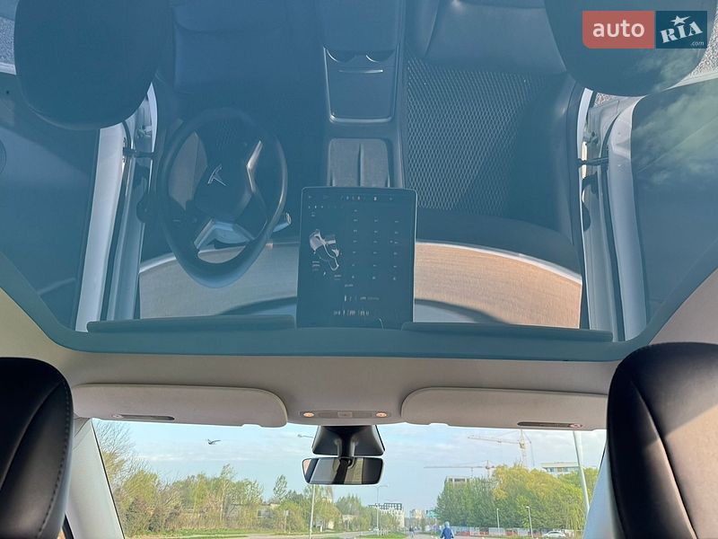 Внедорожник / Кроссовер Tesla Model Y 2020 в Львове