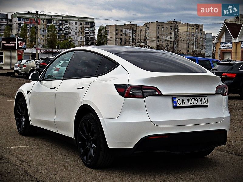 Внедорожник / Кроссовер Tesla Model Y 2021 в Черкассах