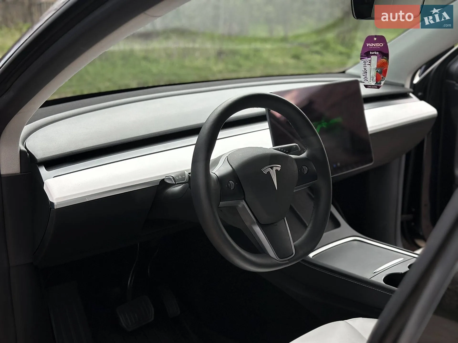 2024 Tesla Model Y - мініатюра 15