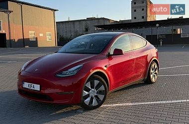 Внедорожник / Кроссовер Tesla Model Y 2022 в Дубно